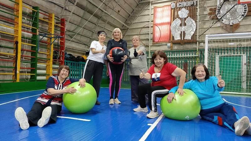 Спорт для всех возрастов: усть-майские пенсионеры покоряют новые вершины Спорт для всех возрастов: усть-майские пенсионеры покоряют новые вершины