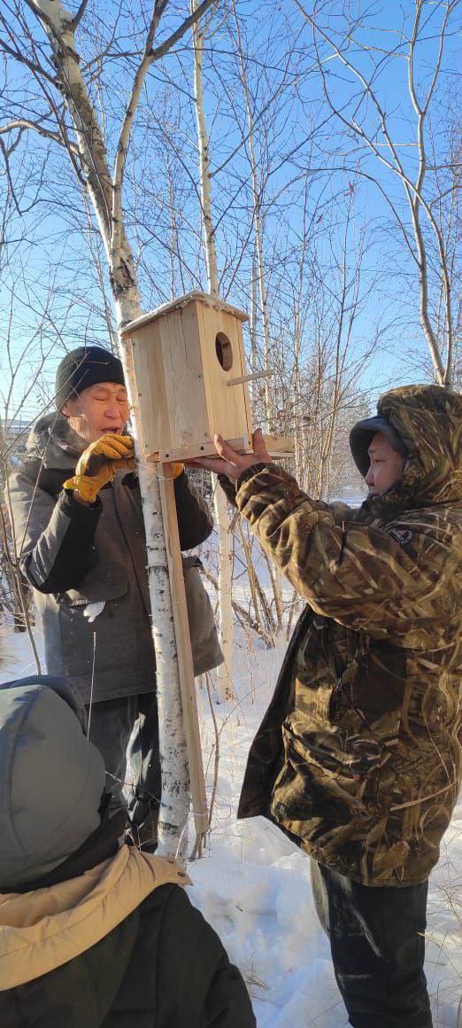 В честь Синичкиного дня в Нюрбинском районе прошли две добрые экологические акции В честь Синичкиного дня в Нюрбинском районе прошли две добрые экологические акции