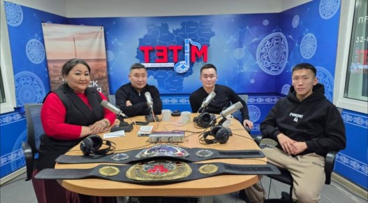 Сегодня в прямом эфире «Якутск сегодня» на радио «Тэтим» рассказали о главном боксерском вечере зимы — «Вызов Севера 3»!