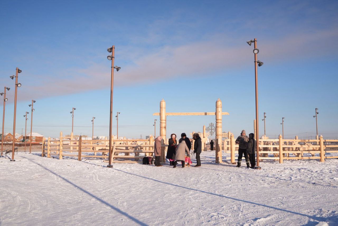 Евгений Григорьев: В этом году в Якутске началось строительство необычного общественного пространства, парка Ытык Сир – проект, который победил в рейтинговом голосовании проекта «Формирование комфортной городской среды», и... Евгений Григорьев: В этом году в Якутске началось строительство необычного общественного пространства, парка Ытык Сир – проект, который победил в рейтинговом голосовании проекта «Формирование комфортной городской среды», и...