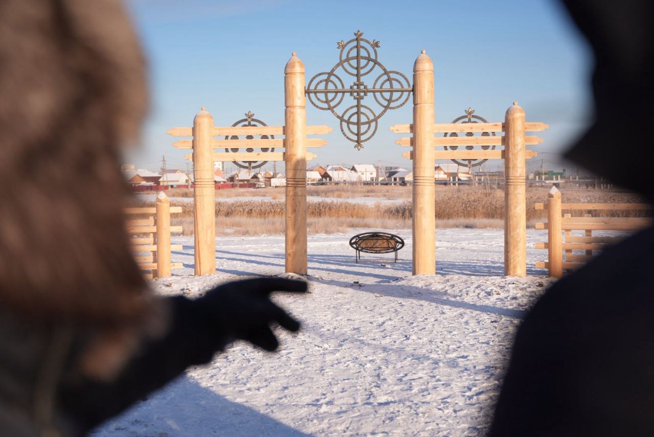 Евгений Григорьев: В этом году в Якутске началось строительство необычного общественного пространства, парка Ытык Сир – проект, который победил в рейтинговом голосовании проекта «Формирование комфортной городской среды», и... Евгений Григорьев: В этом году в Якутске началось строительство необычного общественного пространства, парка Ытык Сир – проект, который победил в рейтинговом голосовании проекта «Формирование комфортной городской среды», и...