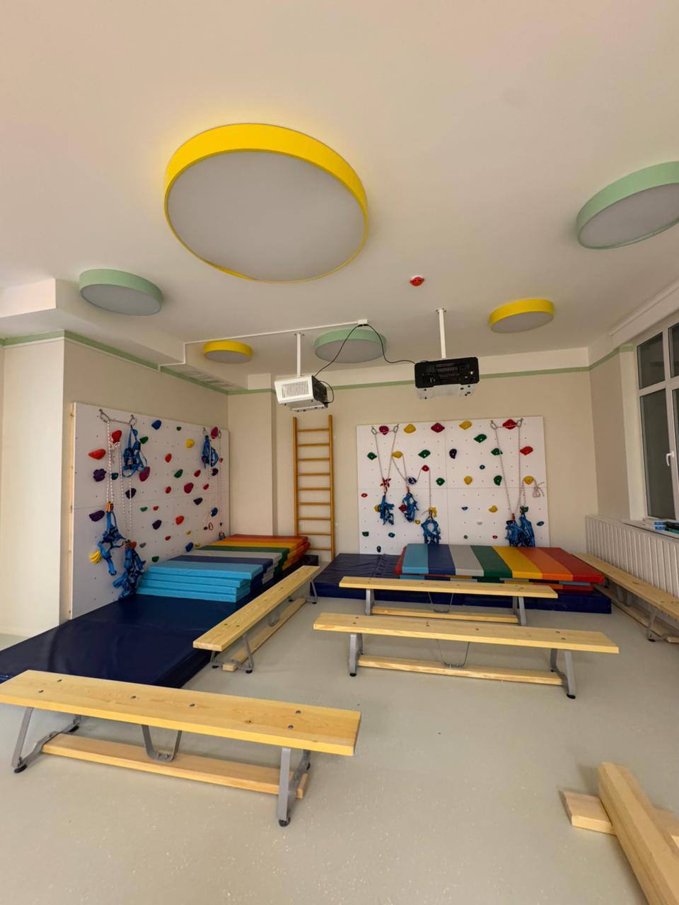 В Якутске в мкр. Спортивный завершено строительство детсада на 240 мест В Якутске в мкр. Спортивный завершено строительство детсада на 240 мест