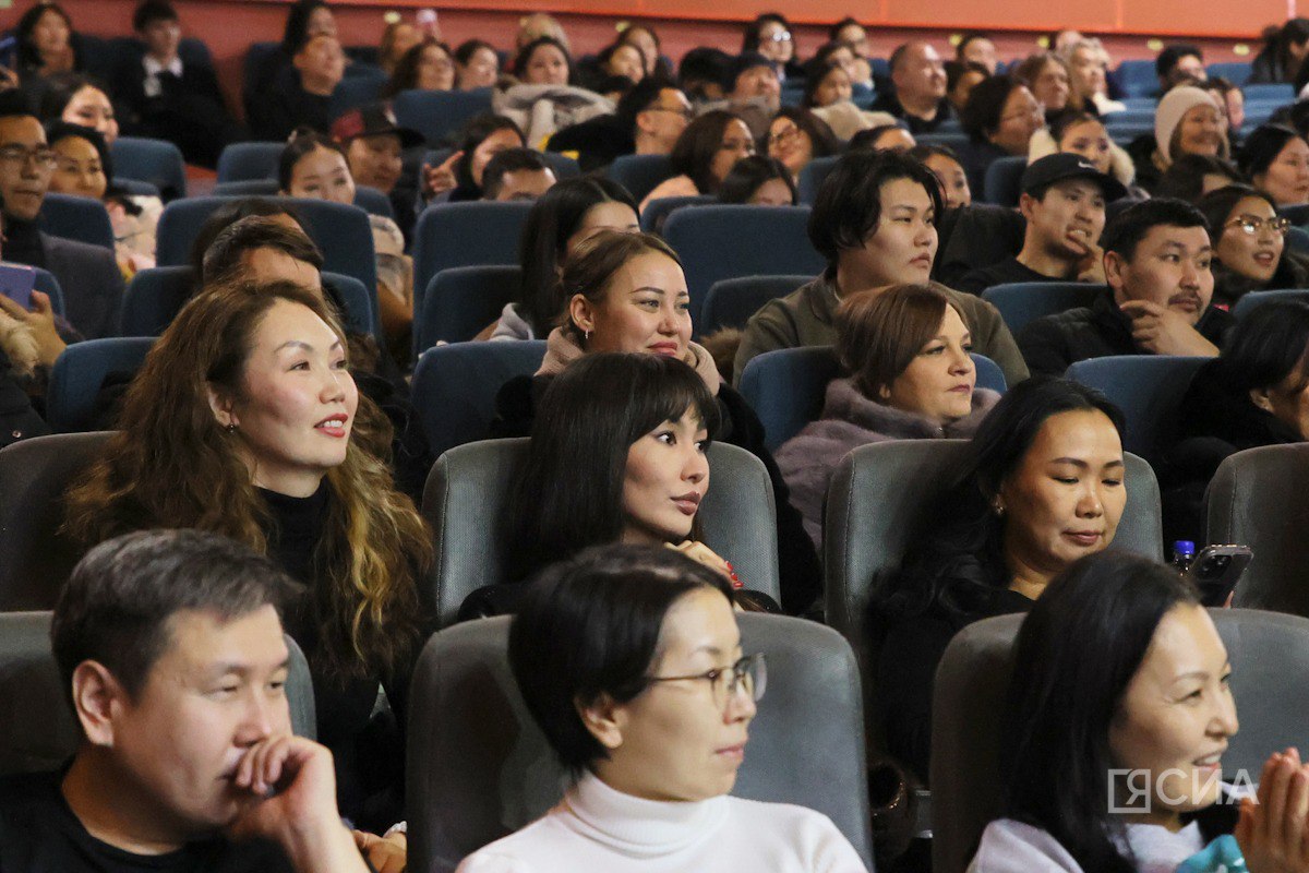 13 ноября на большие экраны выходит якутский триллер-хоррор Апполинарии Дегтяревой «Присутствие» 13 ноября на большие экраны выходит якутский триллер-хоррор Апполинарии Дегтяревой «Присутствие»