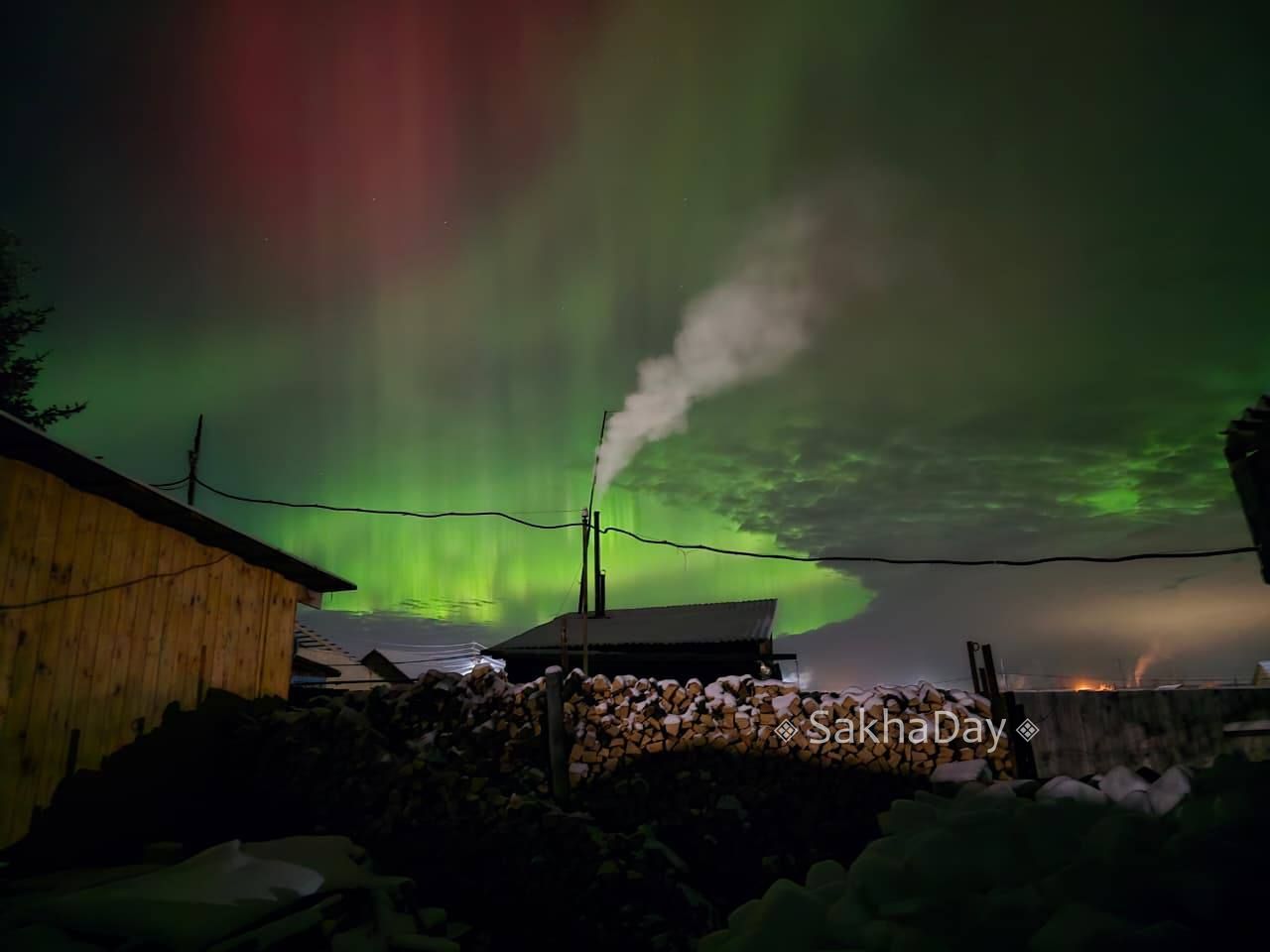 Северное сияние в Верхневилюйске, Чурапче и Октемцах Северное сияние в Верхневилюйске, Чурапче и Октемцах