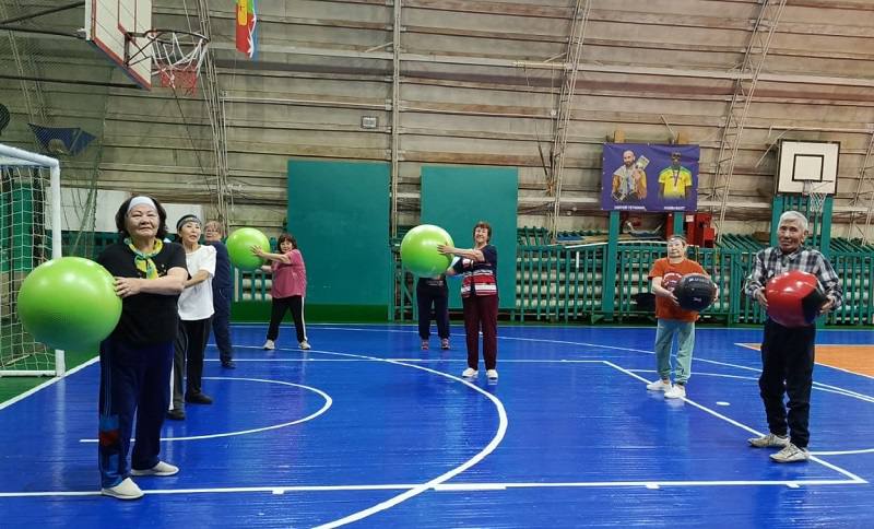 Спорт для всех возрастов: усть-майские пенсионеры покоряют новые вершины Спорт для всех возрастов: усть-майские пенсионеры покоряют новые вершины