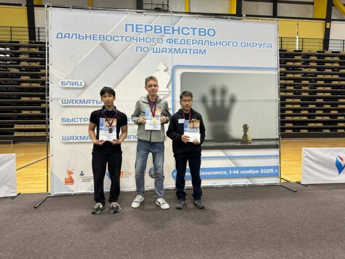 Якутские школьники завоевали семь наград на первенстве ДФО по шахматам