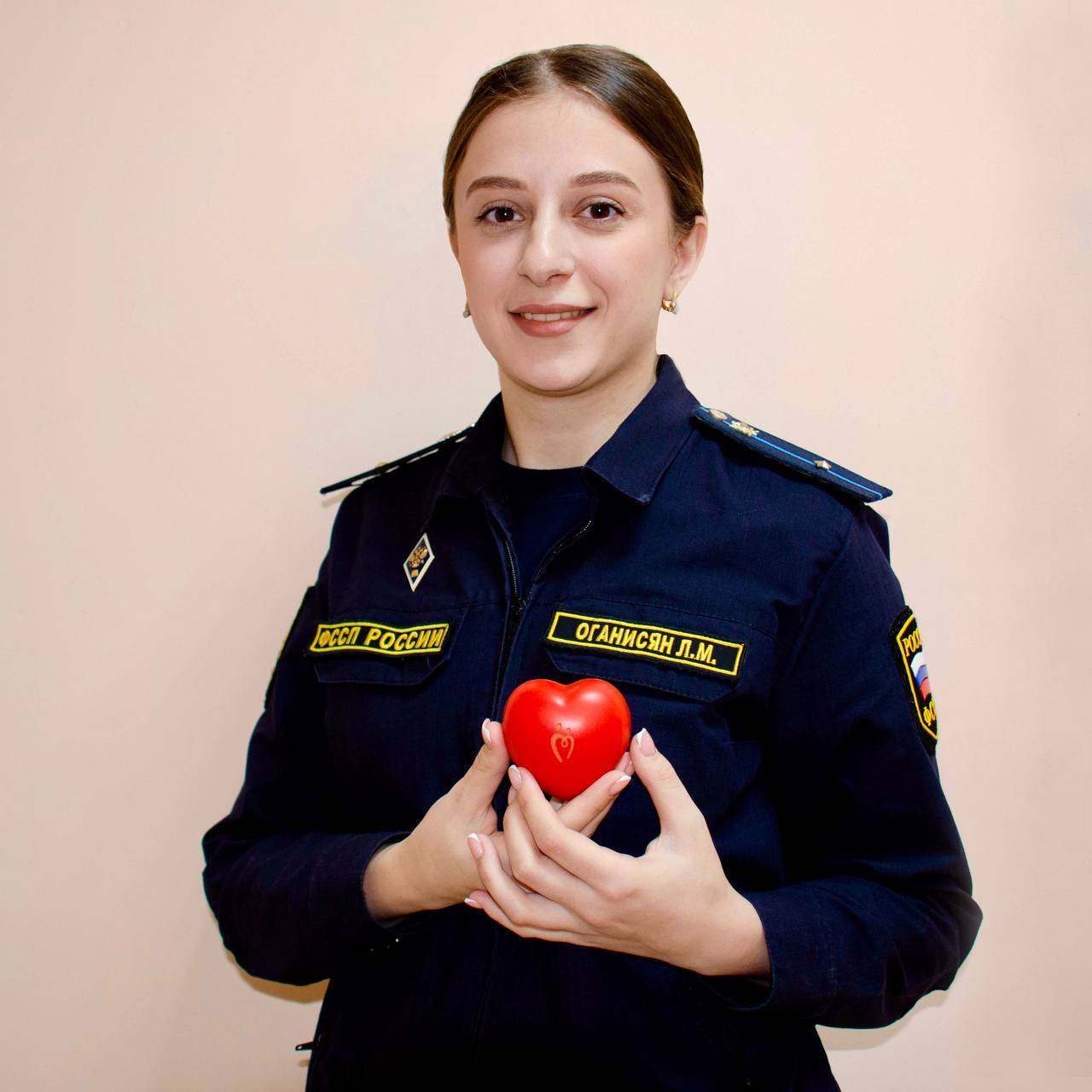 Во Всемирный день доброты хотим поделиться с вами историями судебных приставов, которые не только стоят на страже закона, но и вне службы помогают людям Во Всемирный день доброты хотим поделиться с вами историями судебных приставов, которые не только стоят на страже закона, но и вне службы помогают людям