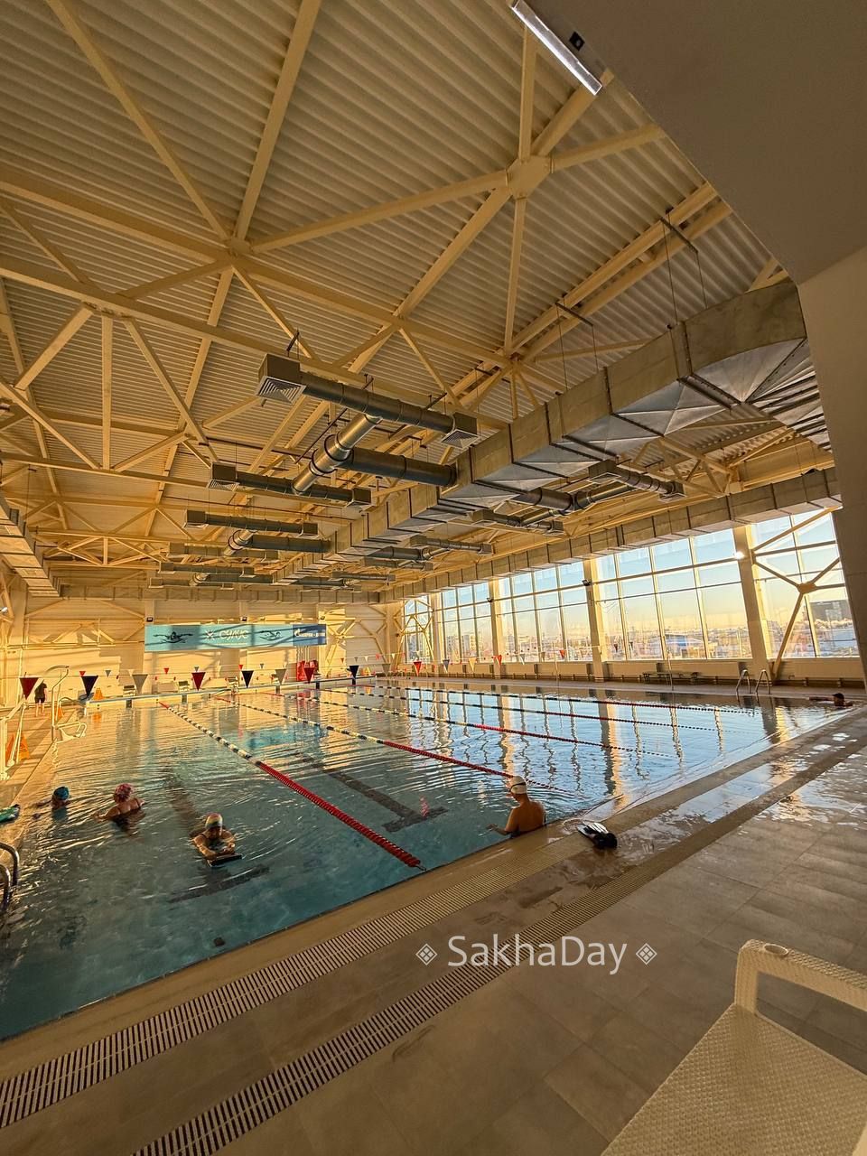 Бассейн Сулус открылся. Напомним, что 23 мая прошлого года произошла авария, причиной которой стали проектные ошибки Бассейн Сулус открылся. Напомним, что 23 мая прошлого года произошла авария, причиной которой стали проектные ошибки