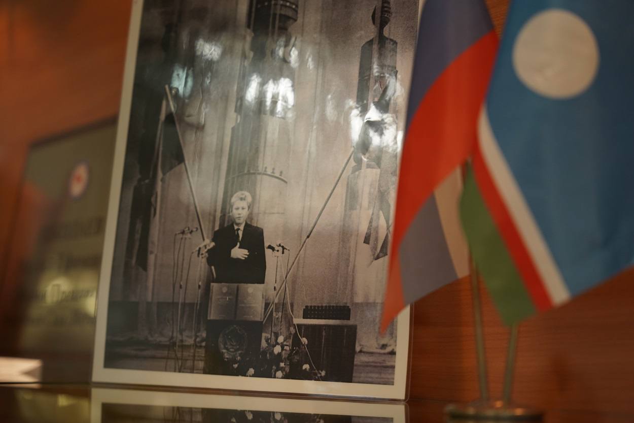 «Эпоха в документах»: в Якутске открыли выставку о Михаиле Николаеве