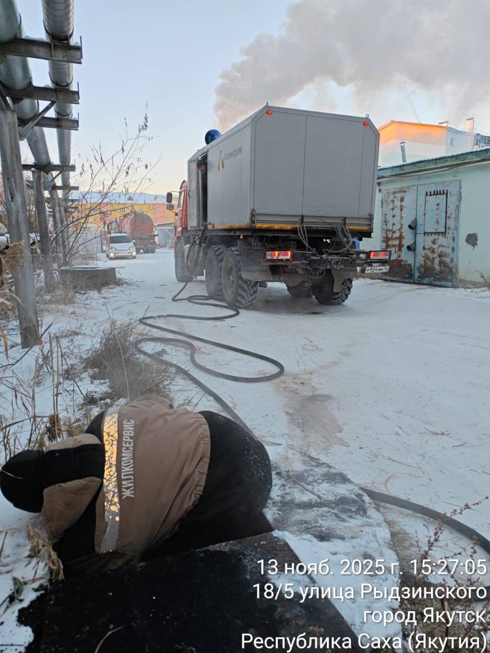 МУП «Жилкомсервис» продолжает устранять аварийные течи канализации МУП «Жилкомсервис» продолжает устранять аварийные течи канализации
