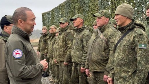 Глава Якутии встретился с бойцами из Якутии в зоне проведения специальной военной операции