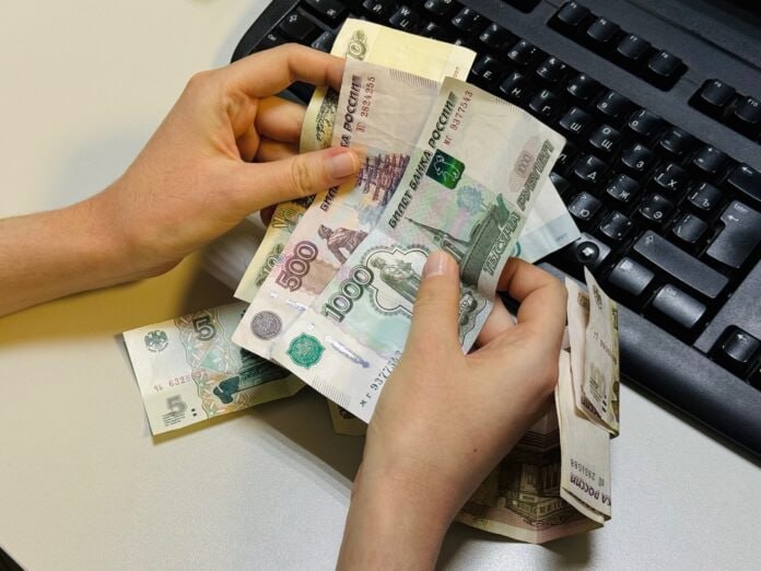 Минтруд Якутии: выплаты семьям начнутся 14 ноября