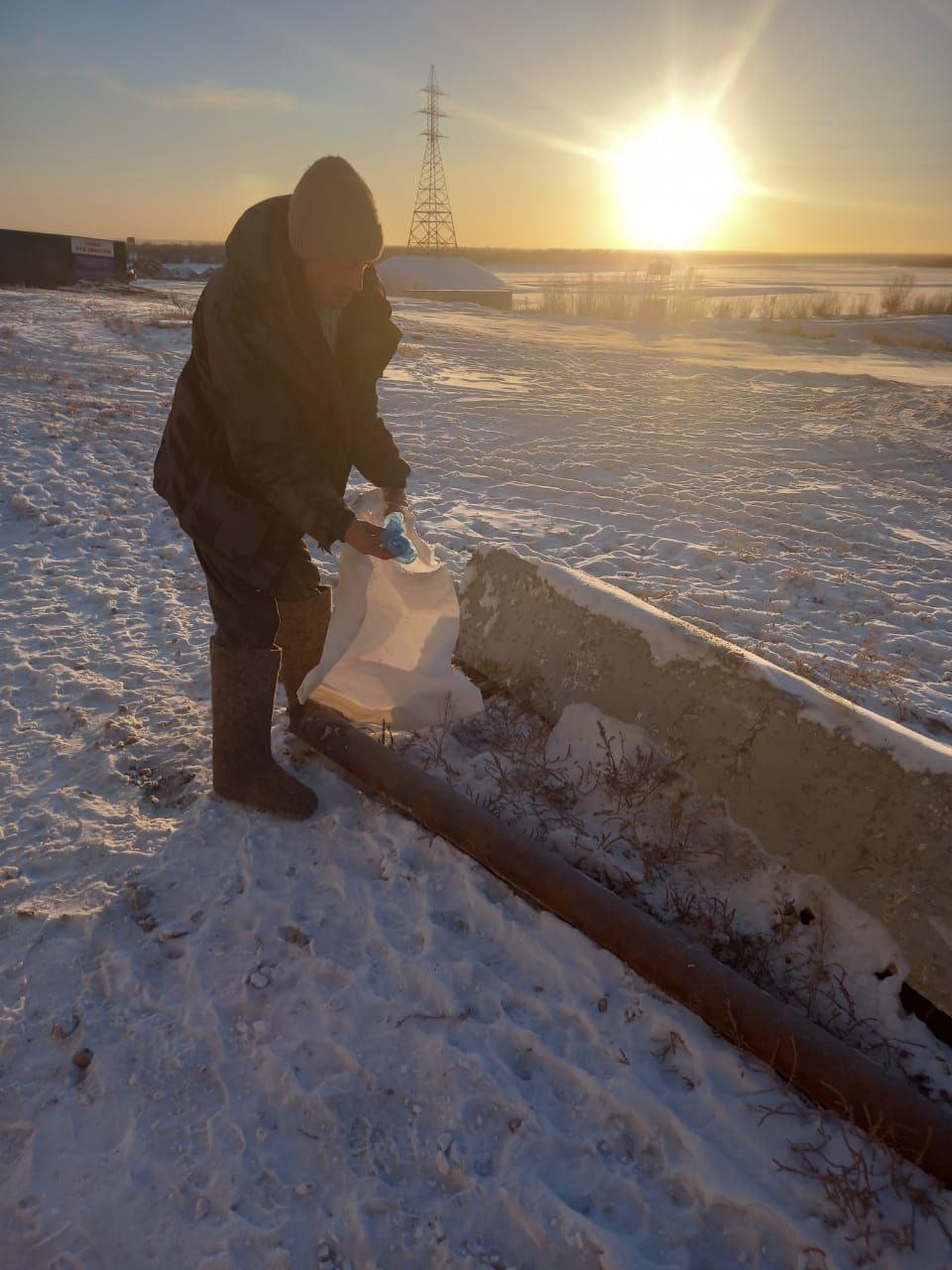 Работа муниципальных дворников играет важную роль в поддержании чистоты и порядка на общественных территориях Губинского округа Работа муниципальных дворников играет важную роль в поддержании чистоты и порядка на общественных территориях Губинского округа