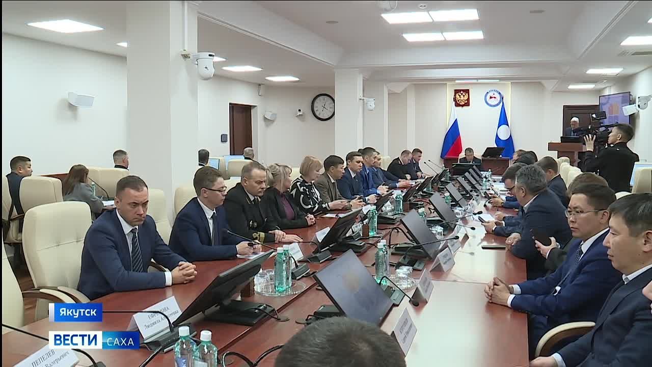 В Якутии перевыполнили план по завозу грузов водным транспортом в рамках навигации 2025 года