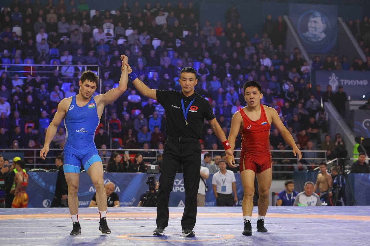 Виктор Рассадин начал с победы выступление на турнире Коркина