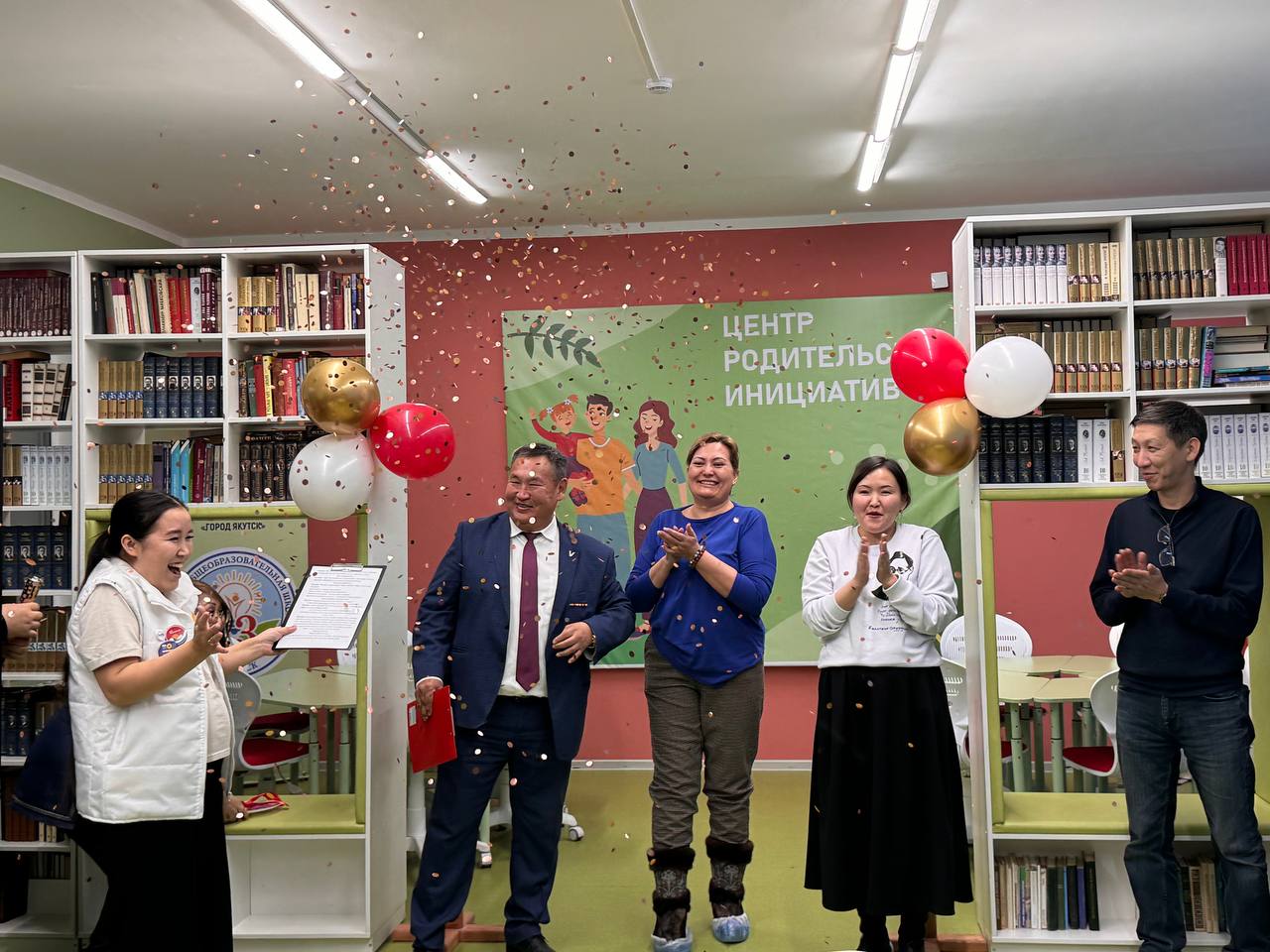 Центр родительских инициатив торжественно открыли в МОБУ СОШ№13 и Гимназии "Центр глобального образования" Центр родительских инициатив торжественно открыли в МОБУ СОШ№13 и Гимназии "Центр глобального образования"