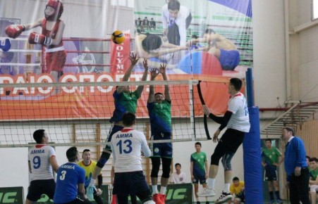 Сильнейшие молодежные команды разыграют кубок Минспорта Якутии по волейболу