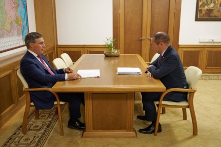 Валерий Фальков провел рабочую встречу с главой Республики Саха (Якутия) Айсеном Николаевым