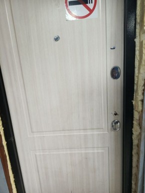 Повреждение теплых автобусных остановок