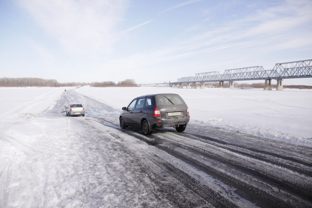 В Якутии открыли семь ледовых переправ для безопасного движения