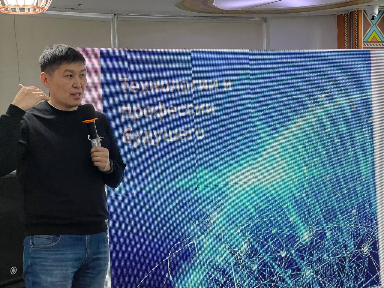 Встретился с участниками профильной смены «Агрофест», которая проходит на базе Центра отдыха и оздоровления детей «Сосновый бор» Встретился с участниками профильной смены «Агрофест», которая проходит на базе Центра отдыха и оздоровления детей «Сосновый бор»