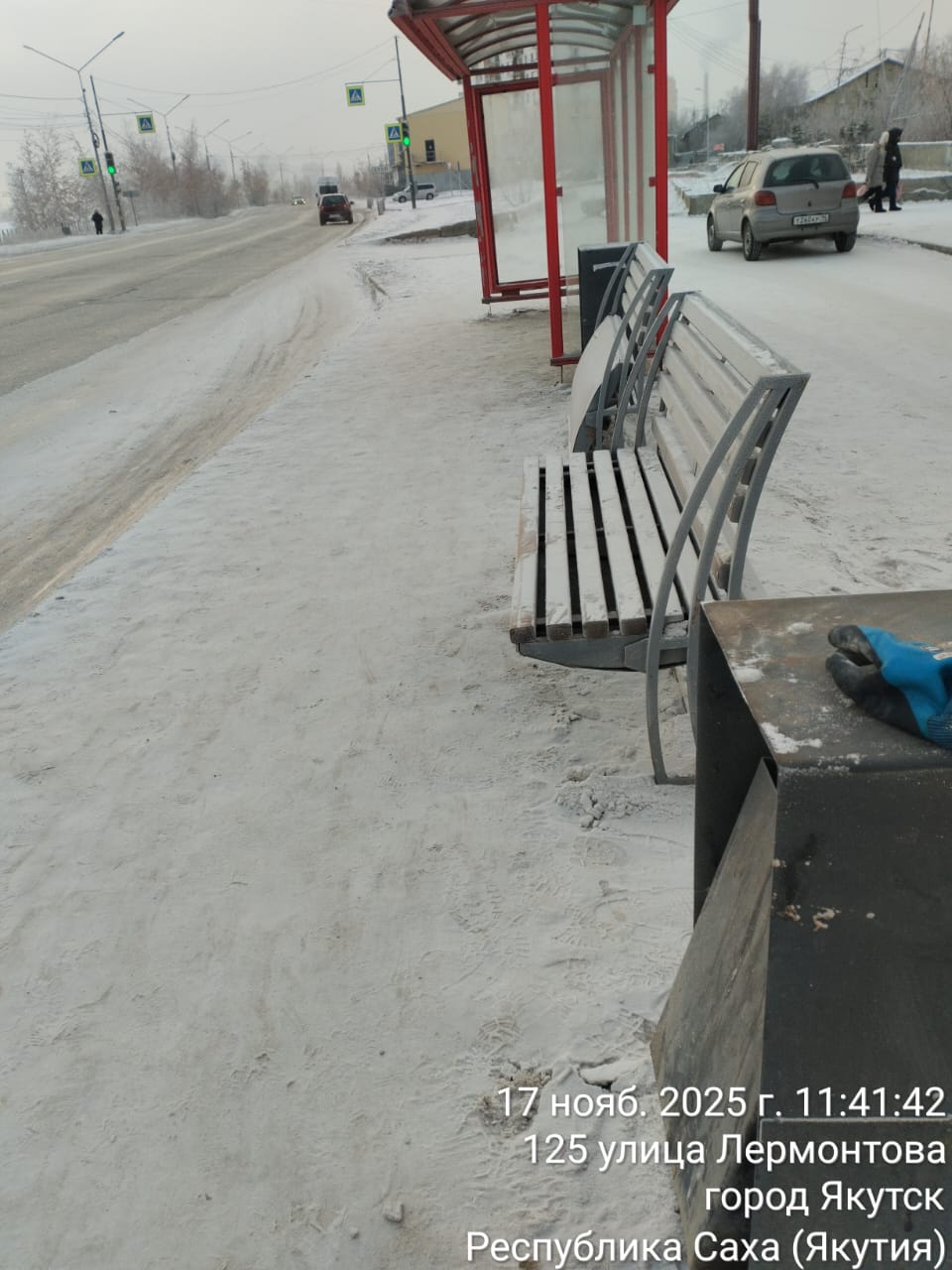 Сегодняшняя уборка общественных мест, территорий автобусных остановок и очистка тротуаров на территории округа, силами наших дворников Сегодняшняя уборка общественных мест, территорий автобусных остановок и очистка тротуаров на территории округа, силами наших дворников