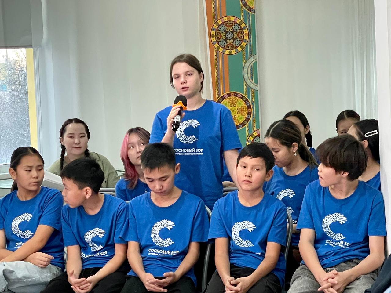 Встретился с участниками профильной смены «Агрофест», которая проходит на базе Центра отдыха и оздоровления детей «Сосновый бор» Встретился с участниками профильной смены «Агрофест», которая проходит на базе Центра отдыха и оздоровления детей «Сосновый бор»