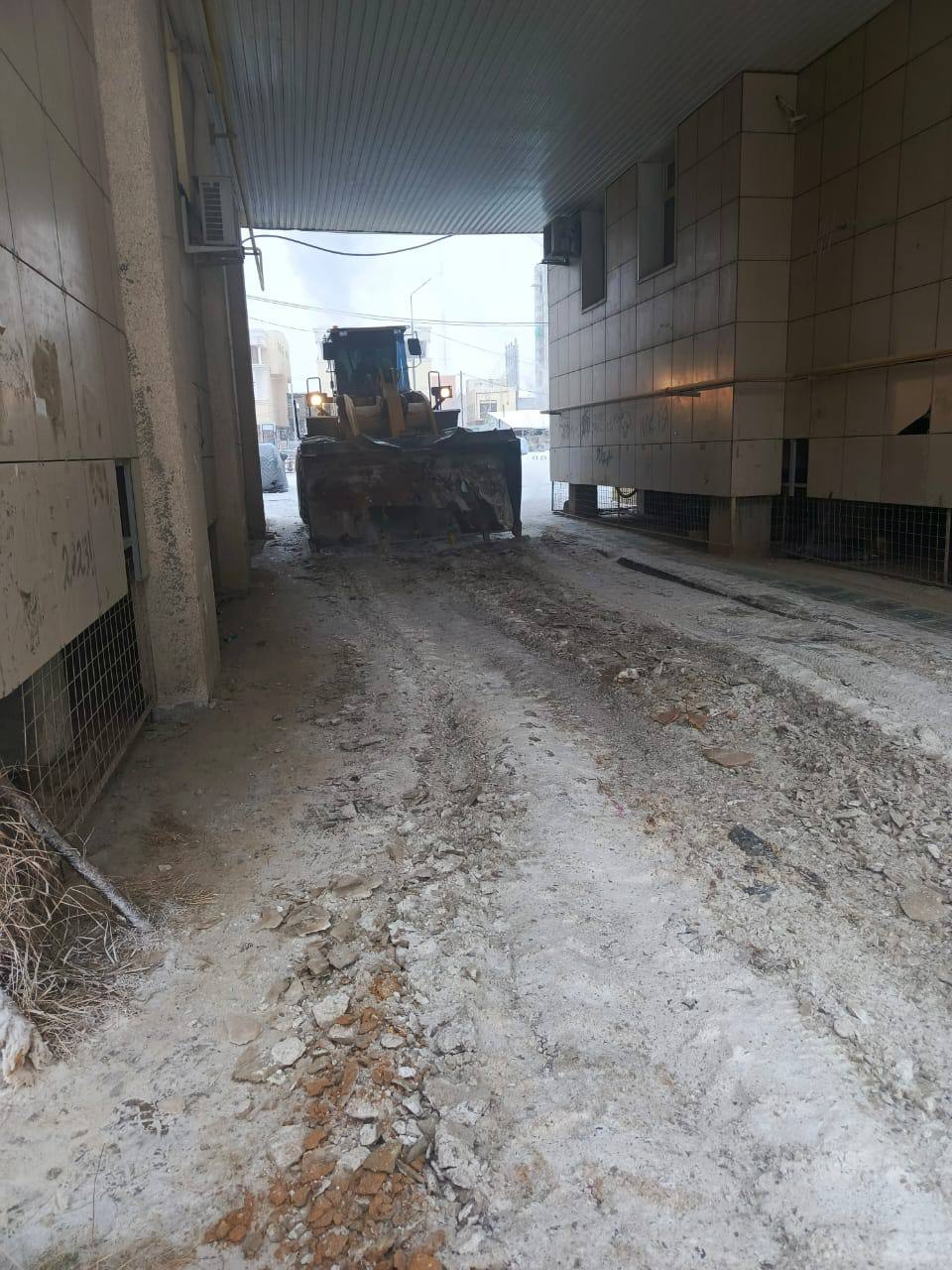 МУП «Жилкомсервис» выполняет работы по уборке наледей по адресу: Строда, 16 и Кирова 21/1 (Октябрьская, 20/1)