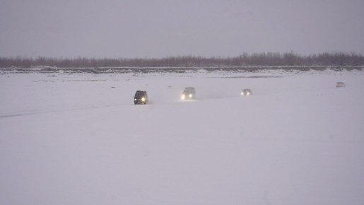 Рейды по выявлению выезжающих на неокрепший лед граждан продолжаются в Якутске