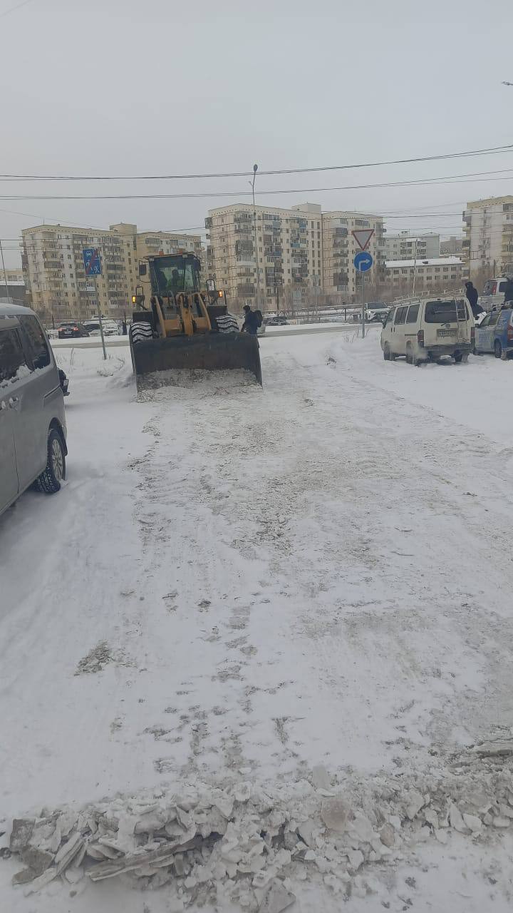 МУП «Жилкомсервис» выполняет работы по уборке наледей по адресу: Строда, 16 и Кирова 21/1 (Октябрьская, 20/1) МУП «Жилкомсервис» выполняет работы по уборке наледей по адресу: Строда, 16 и Кирова 21/1 (Октябрьская, 20/1)