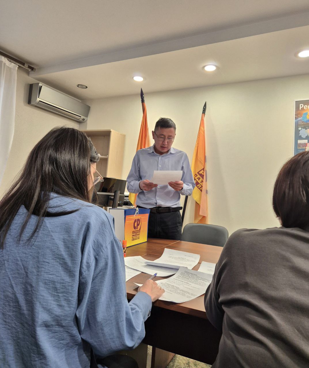 Политпартии продолжают проводить партийные мероприятия по выдвижению кандидатов на досрочных муниципальных выборах депутатов Абыйского райсовета Политпартии продолжают проводить партийные мероприятия по выдвижению кандидатов на досрочных муниципальных выборах депутатов Абыйского райсовета