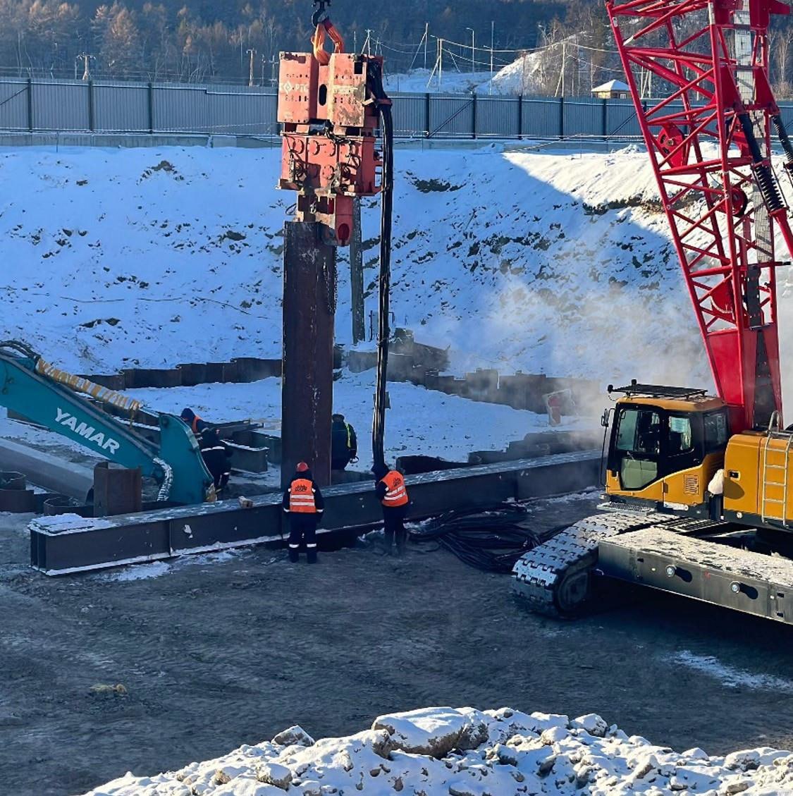 Строительство Ленского моста продолжается в рамках зимней производственной программы Строительство Ленского моста продолжается в рамках зимней производственной программы