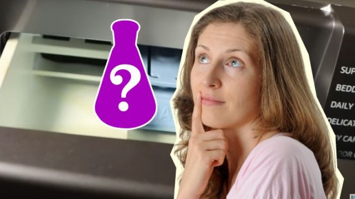 Желтизну в лотке для стирального порошка легко смыть: замочите на 15 минут в этом составе