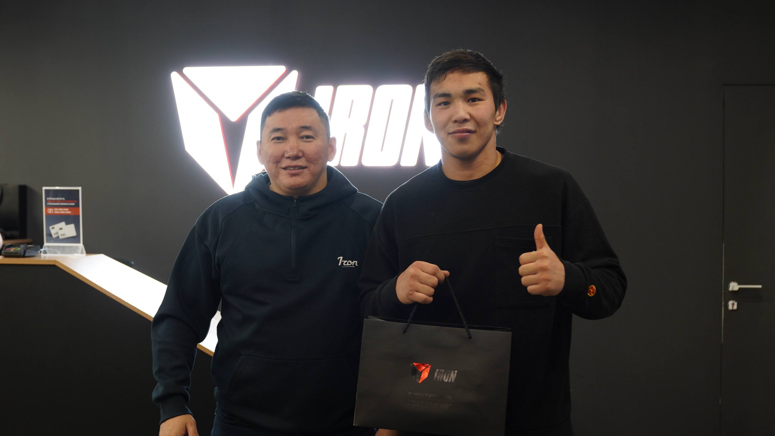 Сегодня команда IRON поздравила финалистов Коркинского турнира-2025, которые выходили на ковер в нашем трико Сегодня команда IRON поздравила финалистов Коркинского турнира-2025, которые выходили на ковер в нашем трико