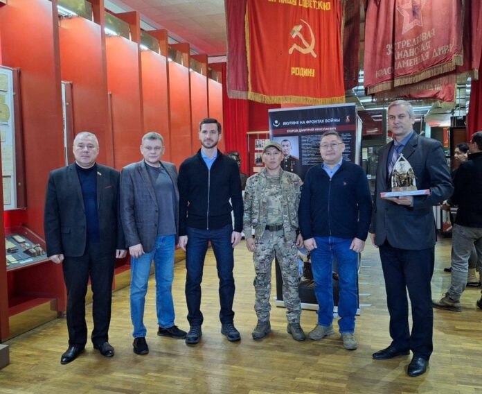 Выставка о подвиге якутян в войне стартовала в Луганском краеведческом музее