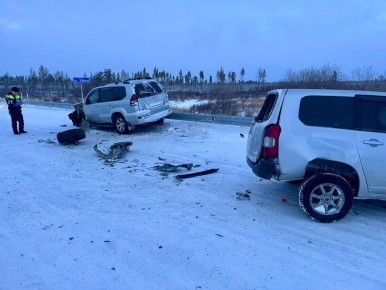 У местности реки "Эйим" Вилюйского района произошло ДТП