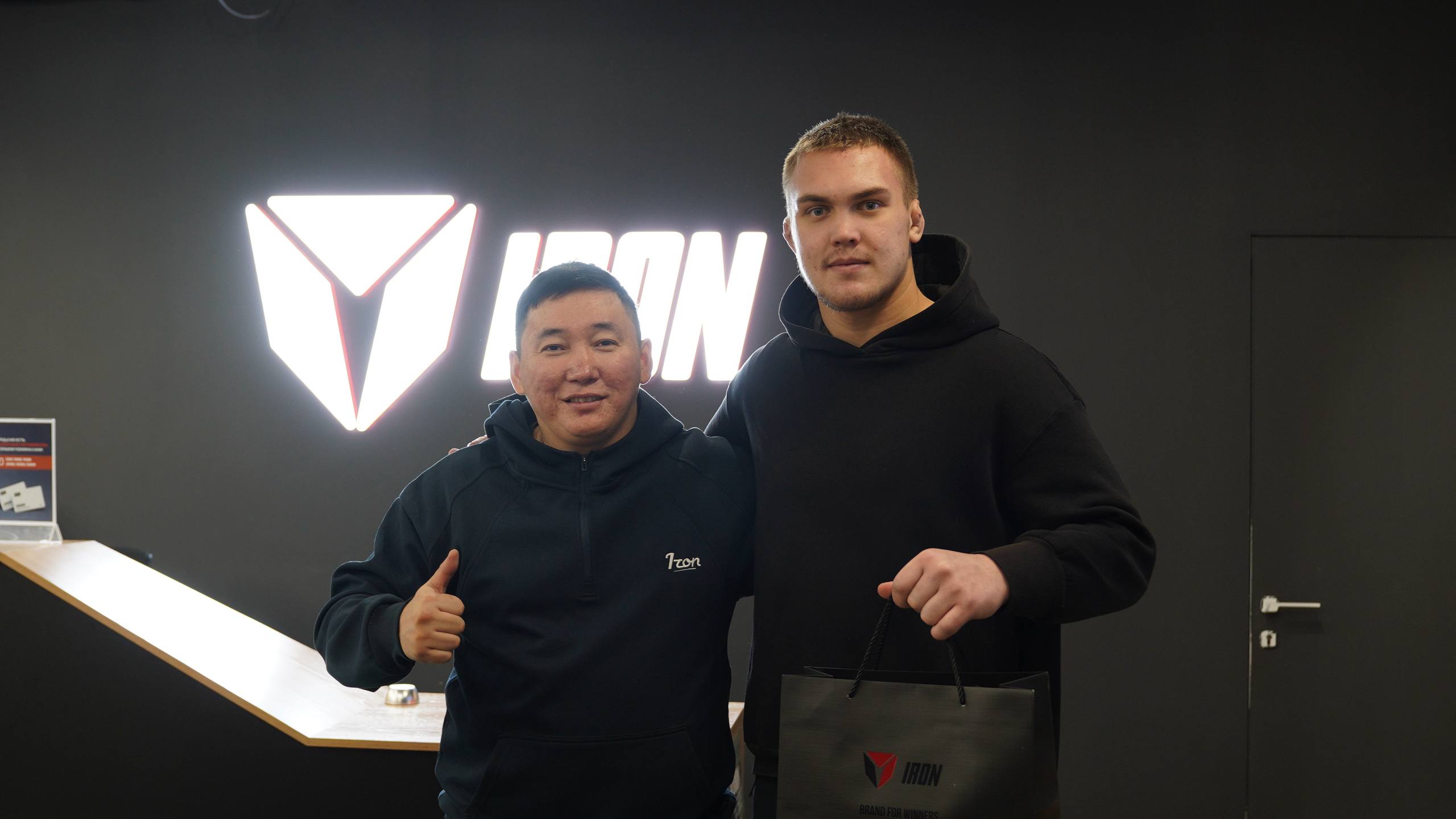 Сегодня команда IRON поздравила финалистов Коркинского турнира-2025, которые выходили на ковер в нашем трико Сегодня команда IRON поздравила финалистов Коркинского турнира-2025, которые выходили на ковер в нашем трико