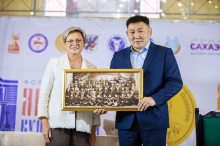 «Считаем долгом увековечить память своего знаменитого земляка»: глава Оймяконского района о купце и меценате Николае Кривошапкине