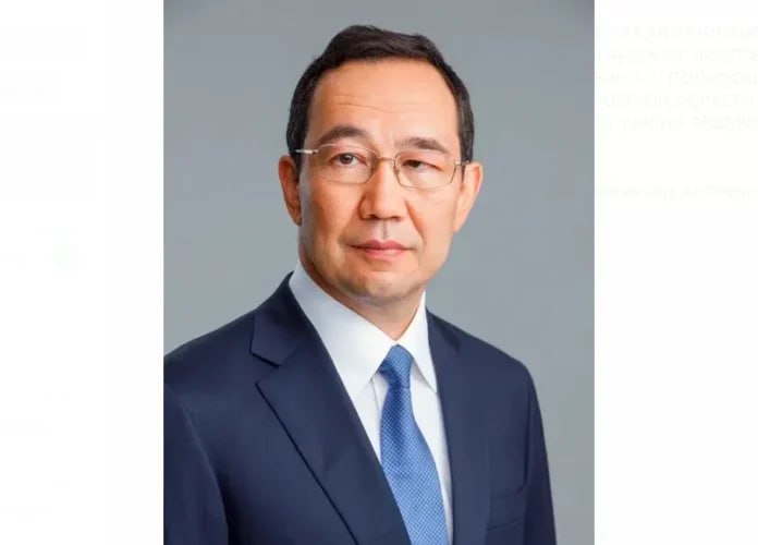 Айсен Николаев поздравил якутян с Днем русского языка в республике