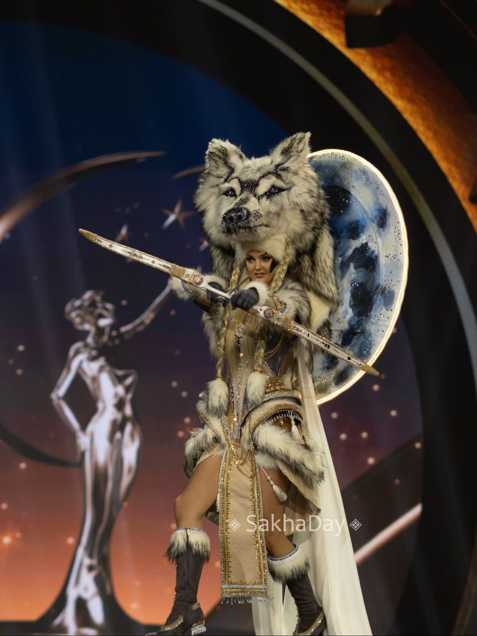 На конкурсе Miss Universe прошел конкурс национального костюма, но мы якутянку Елену Егорову не увидели На конкурсе Miss Universe прошел конкурс национального костюма, но мы якутянку Елену Егорову не увидели