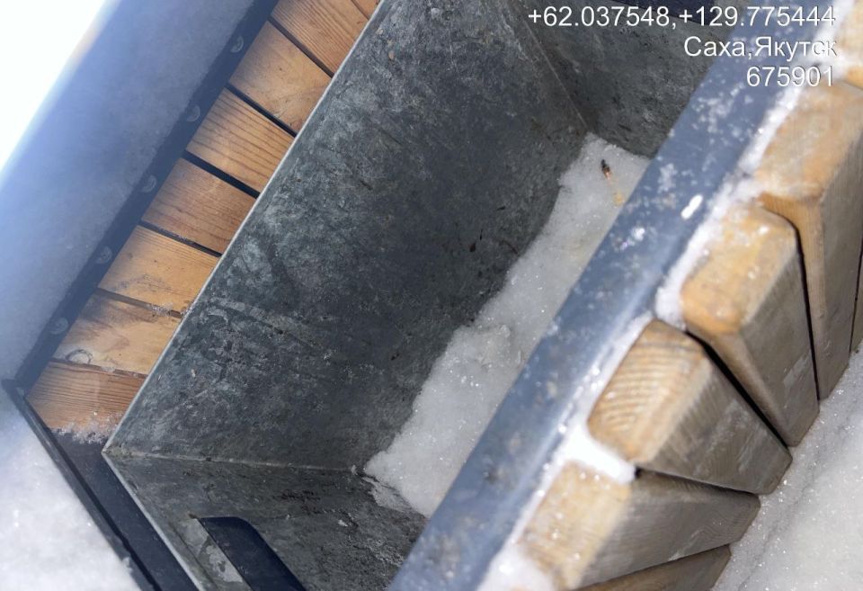 Уборка урн проводится ежедневно силами подрядной организации