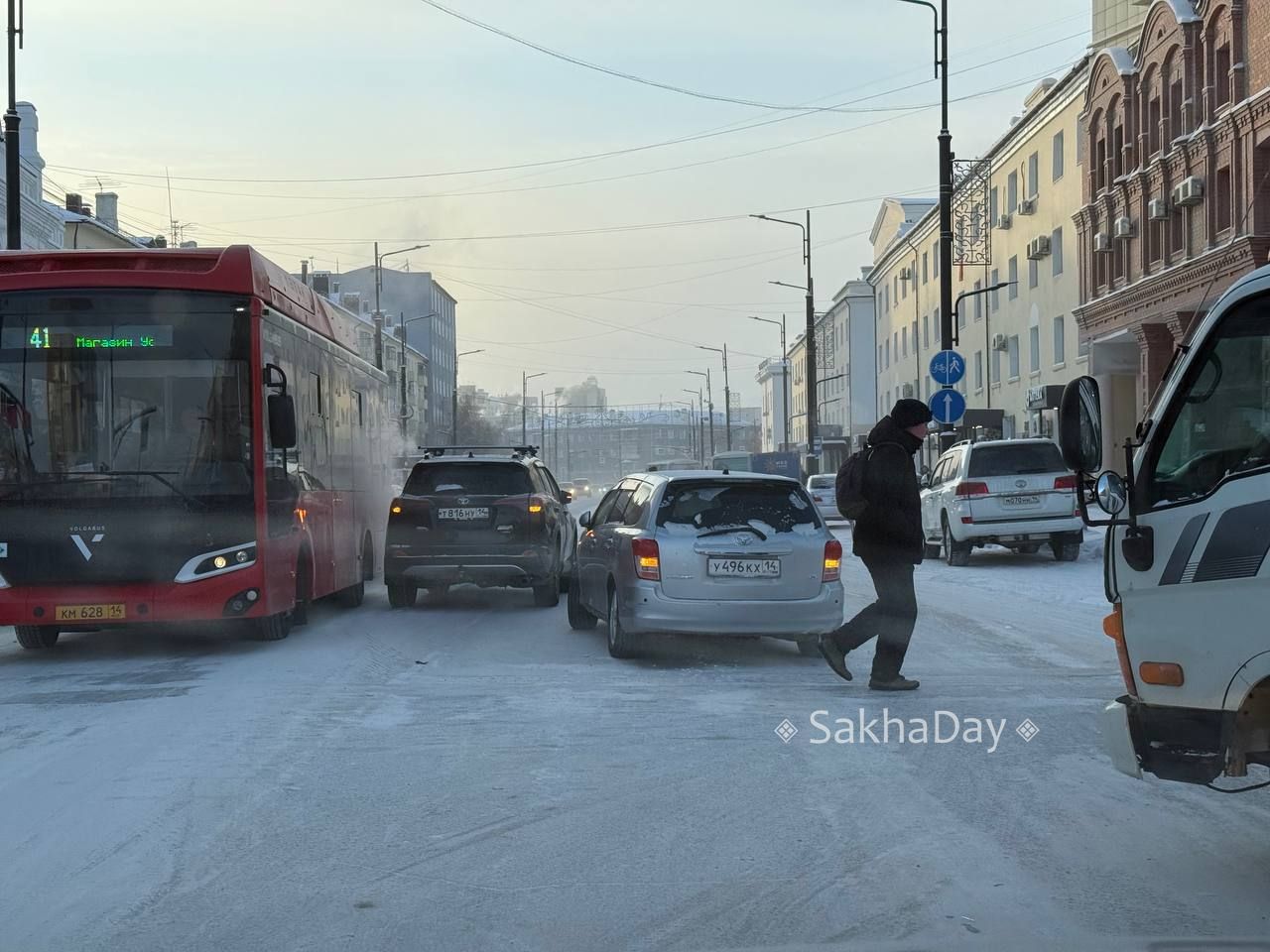 ДТП на проспекте. #дляsakhaday