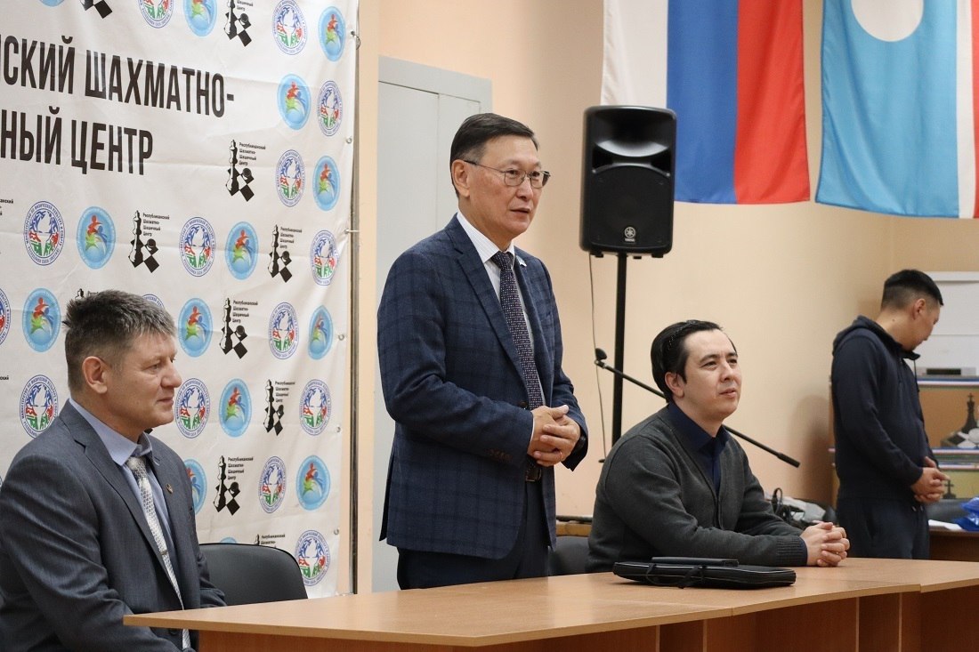 Шахматисты сборной Якутии получили новую форму Шахматисты сборной Якутии получили новую форму