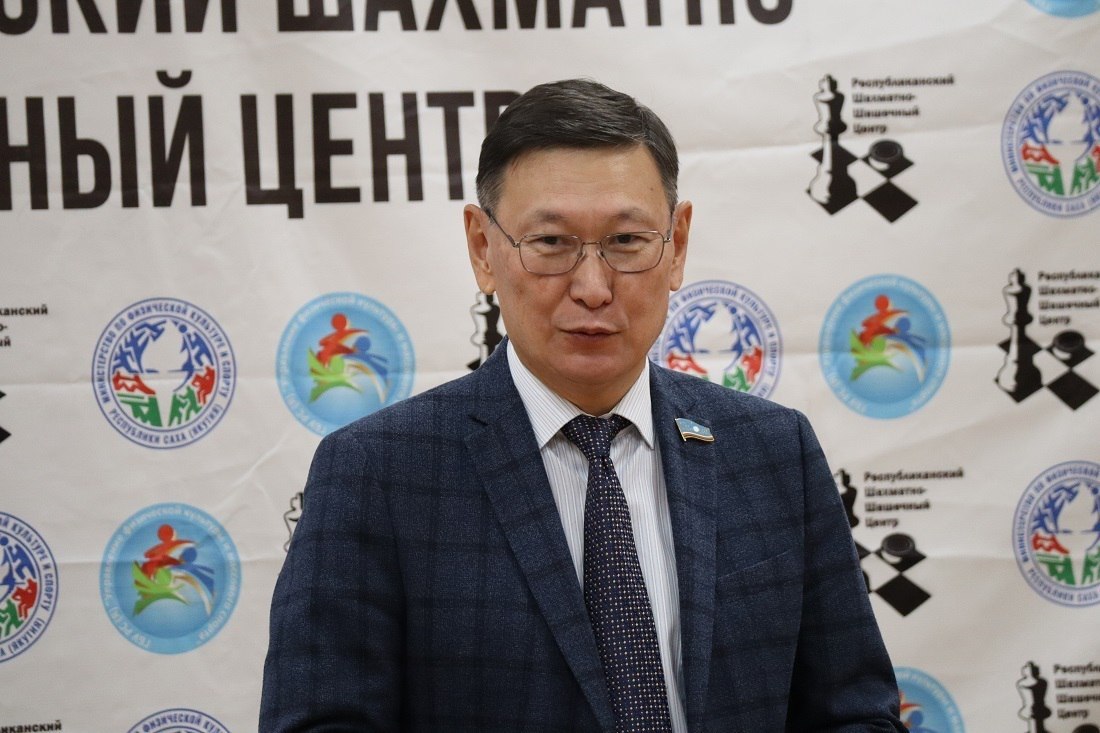 Шахматисты сборной Якутии получили новую форму Шахматисты сборной Якутии получили новую форму