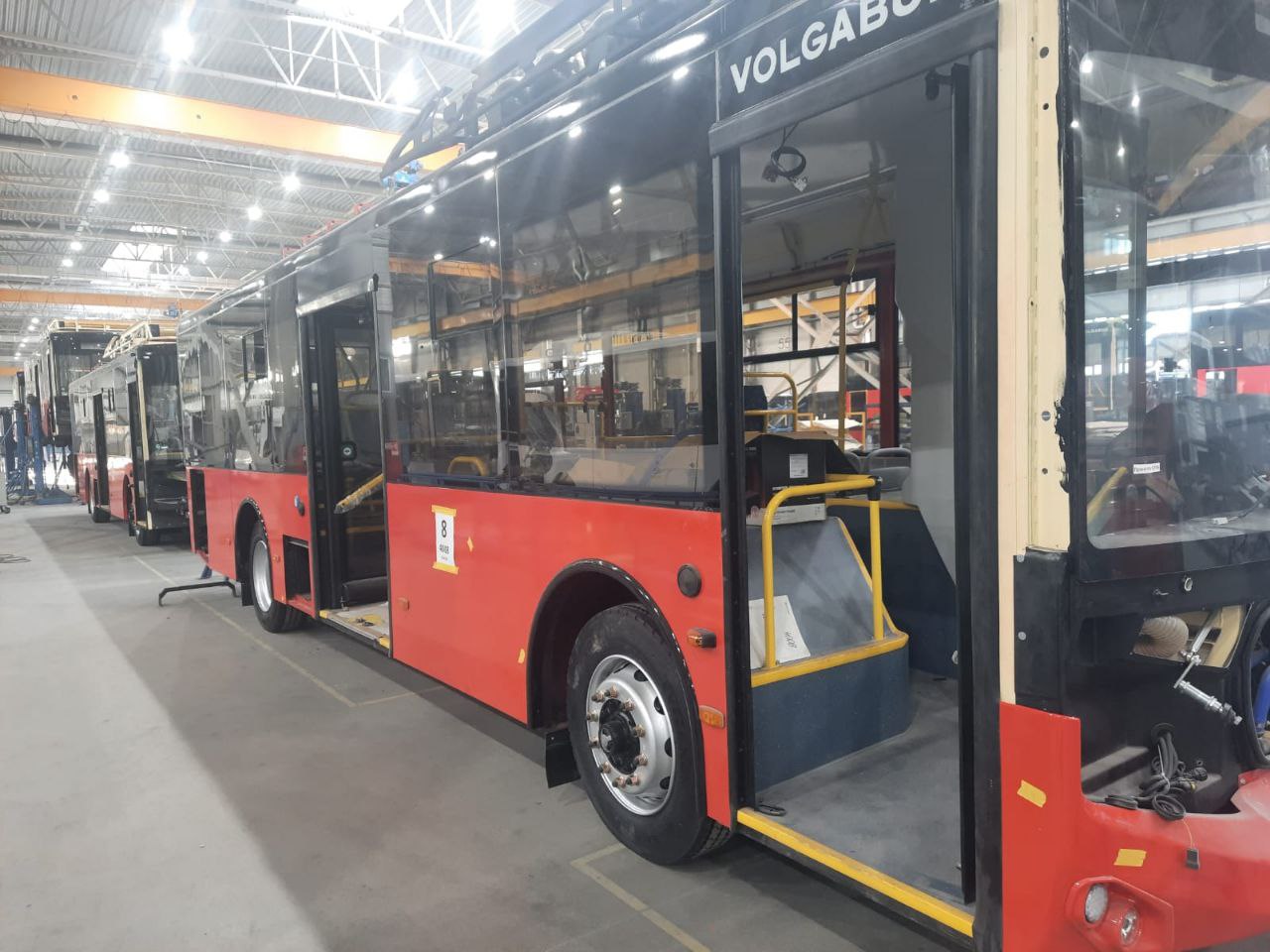 Евгений Григорьев: На автозаводе во Владимире завершается сборка первой партии из 35 автобусов «Волгабас» для городских маршрутов Якутска Евгений Григорьев: На автозаводе во Владимире завершается сборка первой партии из 35 автобусов «Волгабас» для городских маршрутов Якутска