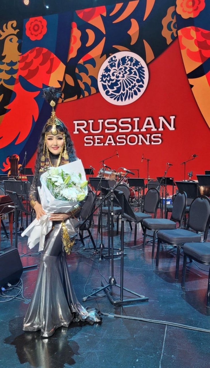 Якутская артистка выступила в Бахрейне и Омане в рамках проекта «Русские сезоны» Якутская артистка выступила в Бахрейне и Омане в рамках проекта «Русские сезоны»