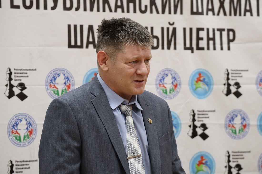 Шахматисты сборной Якутии получили новую форму Шахматисты сборной Якутии получили новую форму