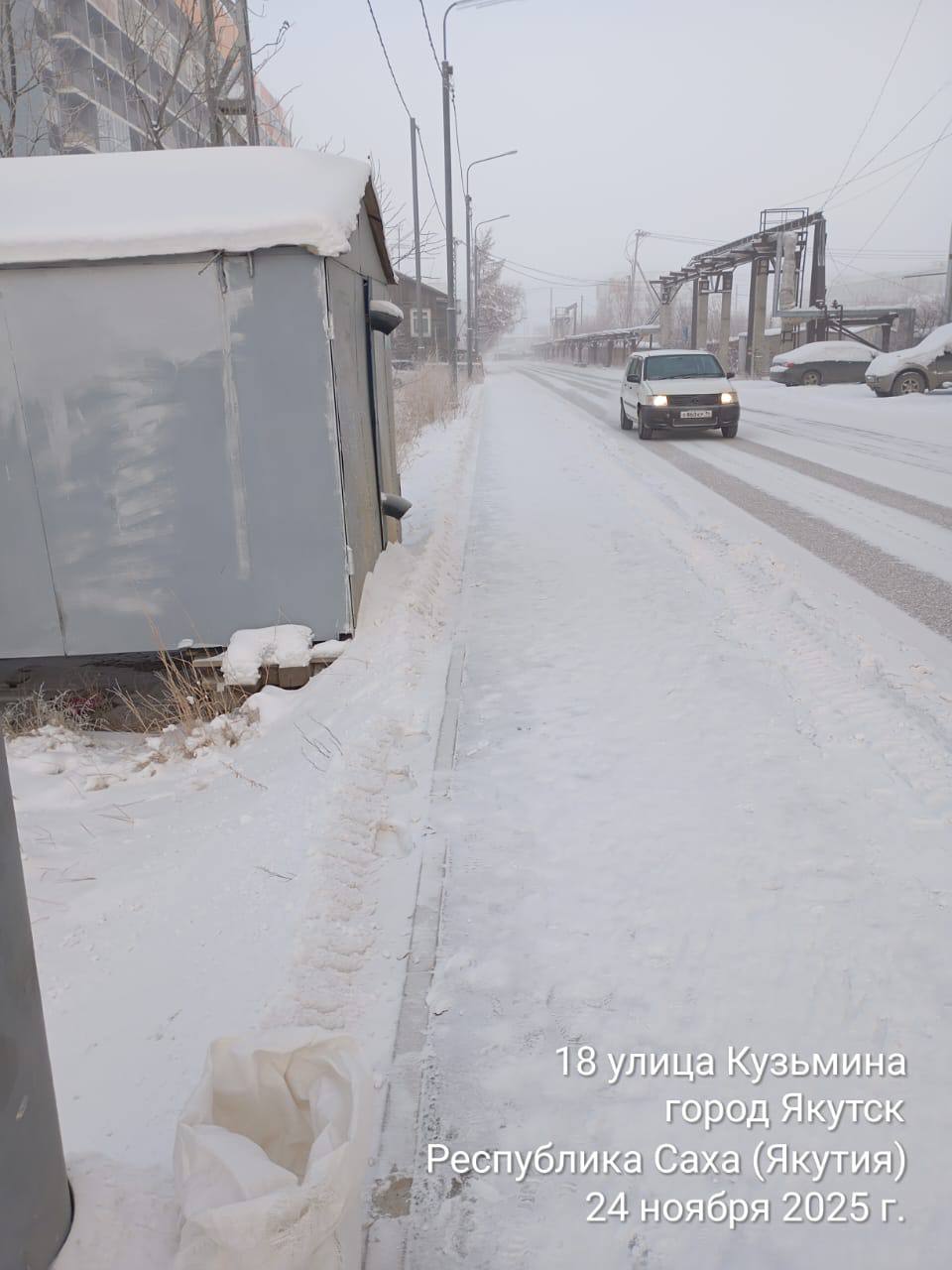 Муниципальными дворниками Управы Гагаринского округа проводится ежедневная работа по уборке общественных санитарных точек на территории округа, а так же случайного мусора на общественных пространствах Муниципальными дворниками Управы Гагаринского округа проводится ежедневная работа по уборке общественных санитарных точек на территории округа, а так же случайного мусора на общественных пространствах