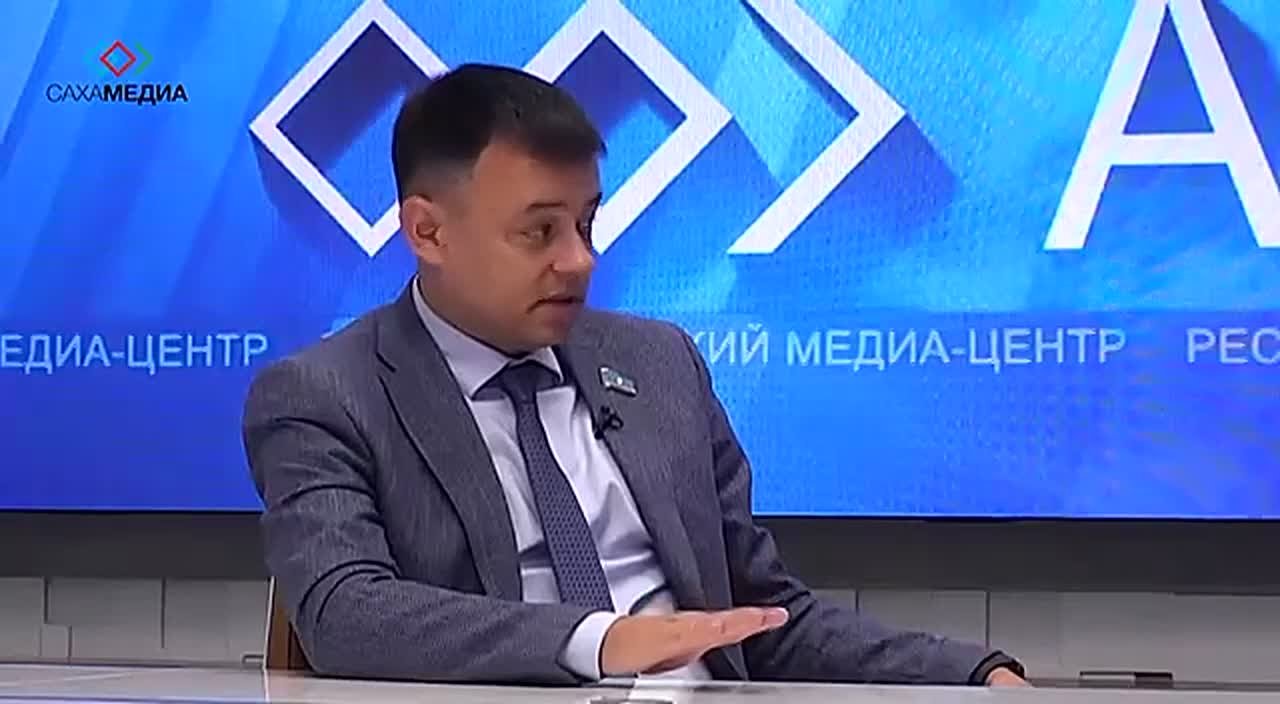 О проблемах с очередями к офтальмологам и мерах, которые уже принимаются для их решения, рассказывает народный депутат, главный врач Республиканской офтальмологической больницы Иван Луцкан