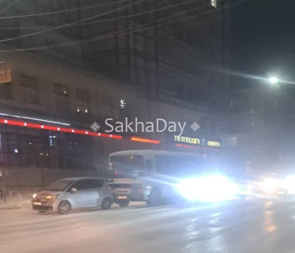 ДТП на Дзержинского. #дляsakhaday